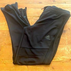 Adidas skinny jogger sz M (age 11-12y)
